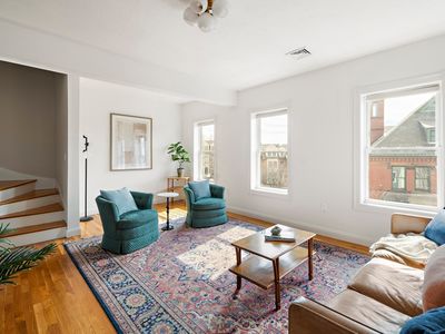 433 Bunker Hill St #2, Charlestown, MA, 02129