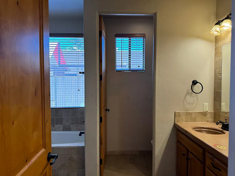 1717 N Baxter Dr — Photo 34