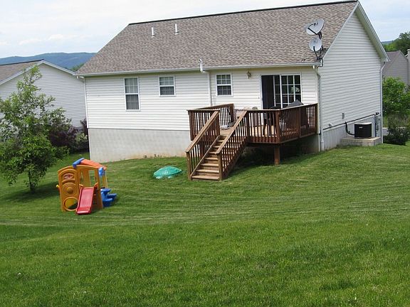 Back of the House / Yard