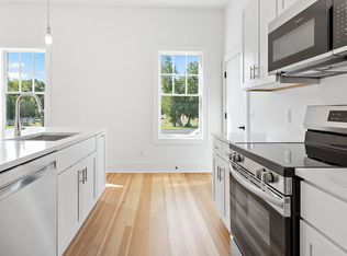 5 Bells Neck Rd #4, West Harwich, MA 02671