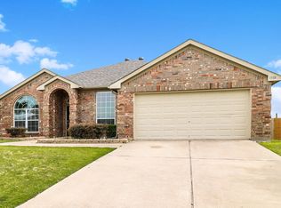 1510 Whispering Oaks Dr, Midlothian, TX 76065