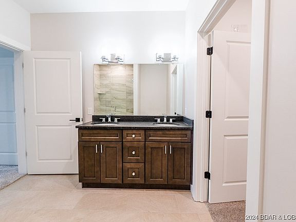 5th image of 104 Sierra Bay Dr #4F