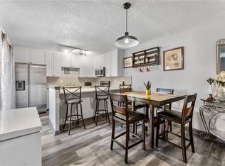 831 Springdale Cir, Palm Springs, FL 33461