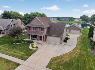 723 O'Toole Dr, Minooka, IL 60447