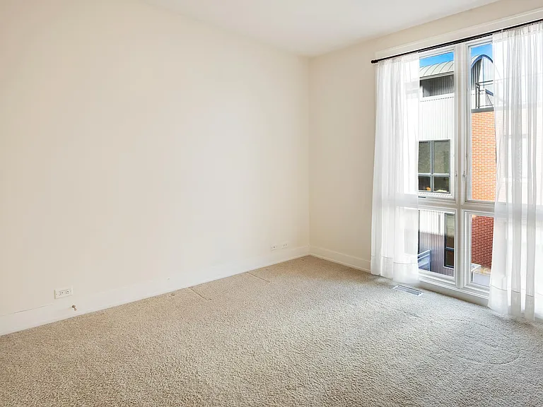 1213 Marcy Plz — Photo 12