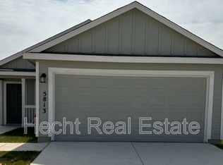 5813 Texas Spur, Seguin, TX 78155