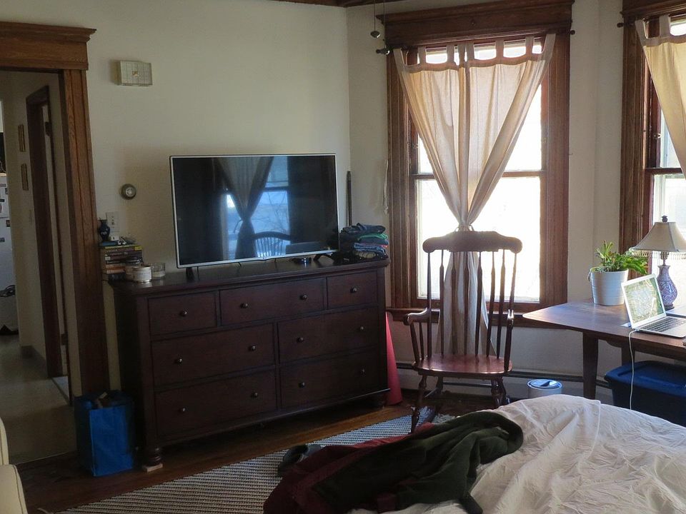 Living room / bedroom set-up