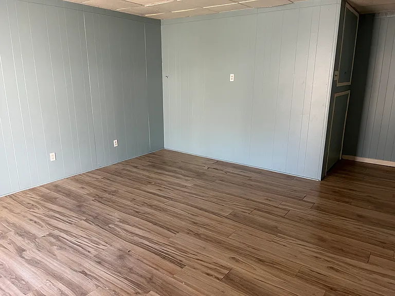 345 E Ridgeway St — Photo 20
