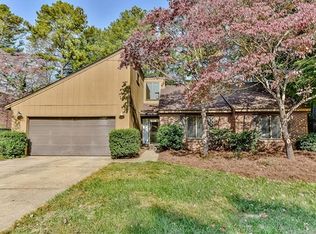 1309 Berry Ridge Rd, Charlotte, NC 28270
