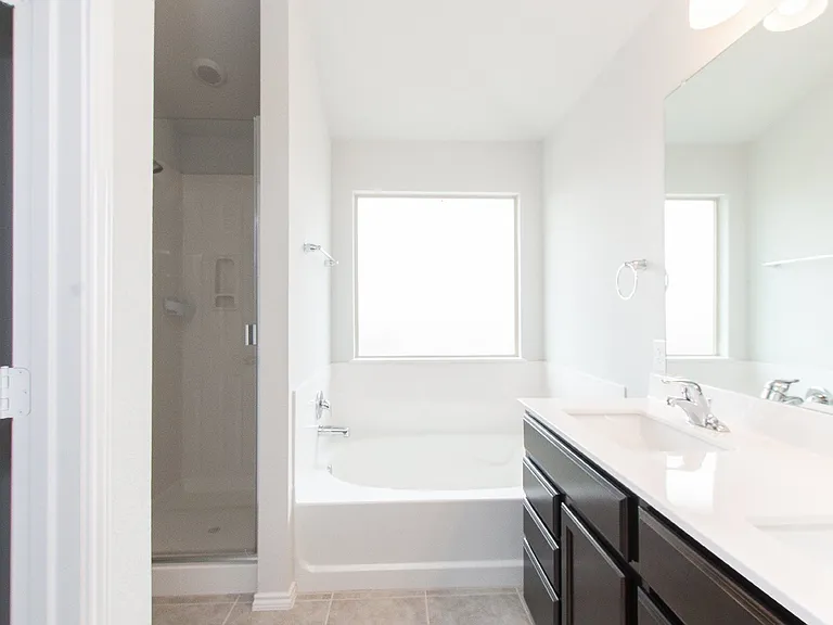 2033 Mallard Ct — Photo 15