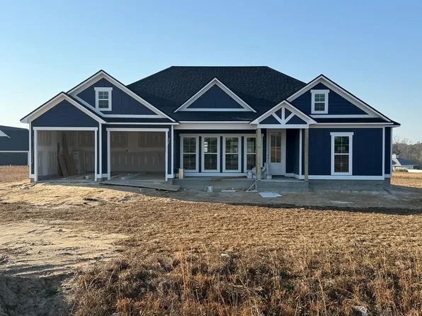 146 Lakeridge Cir, Adel, GA 31620