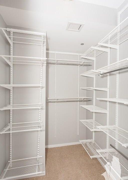 1st image of 600 N Kingsbury St #622