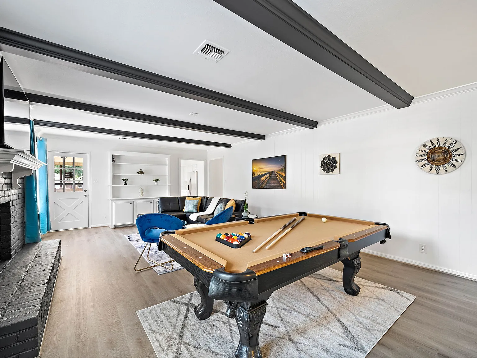 5 bed, $7,050 — Photo 1