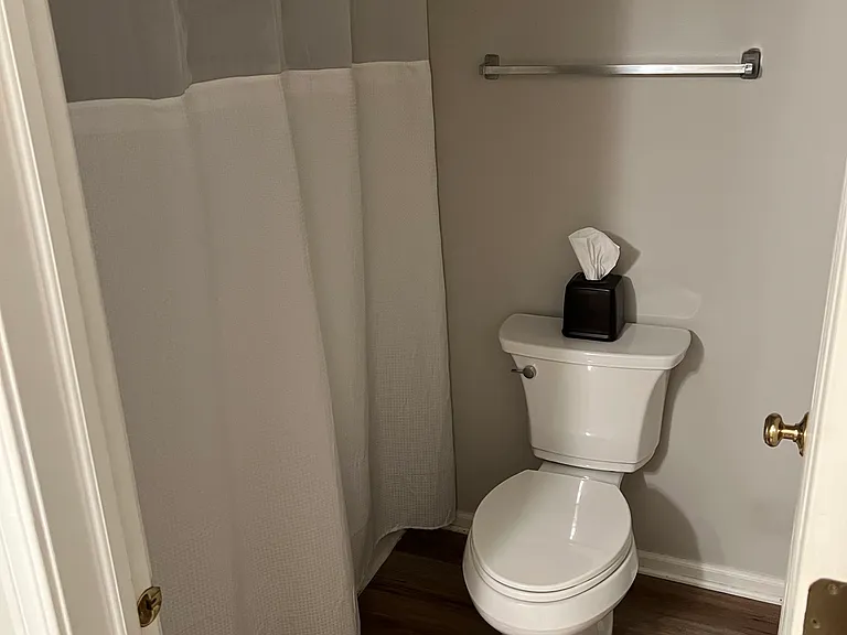 2128 Fulham Dr — Photo 5
