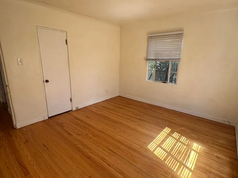 603 Dartmouth Dr NE — Photo 28
