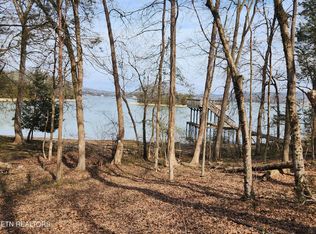 39 E Shore Rd, Rockwood, TN 37854
