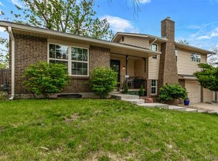 864 S Lewis St, Lakewood, CO 80226
