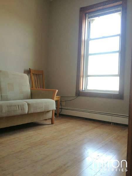 2nd image of 27 Driggs Ave APT 3