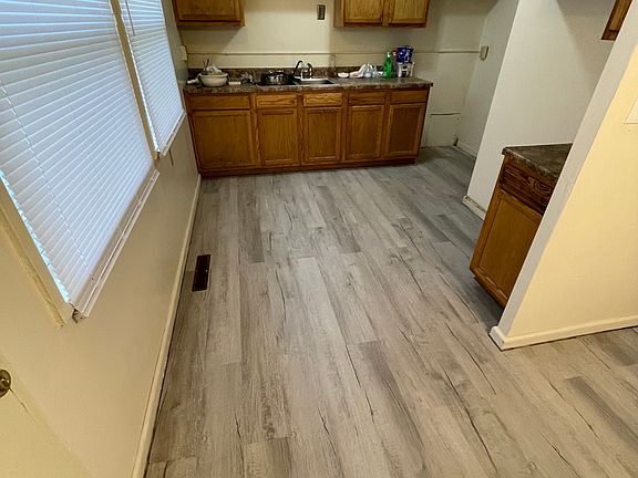 4th image of 3336 Drexel Dr