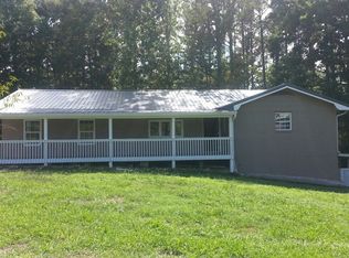 186 Mount Carmel Ln, La Fayette, GA 30728