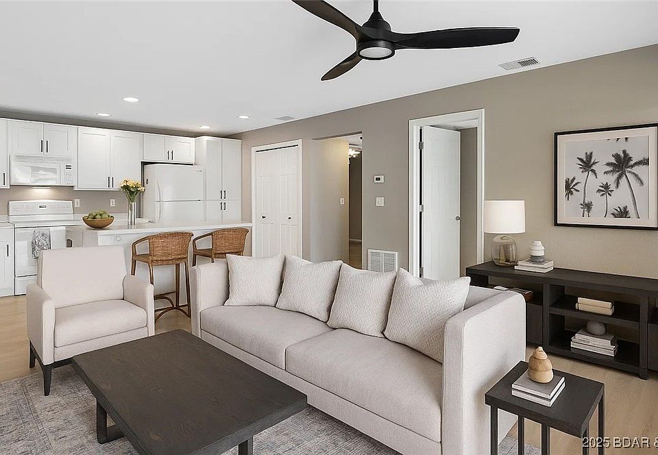 1st image of 71 Southwood Shores Pl #1B