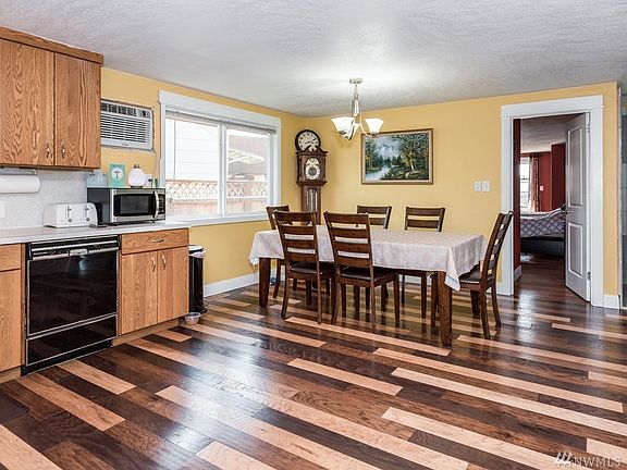 3rd image of 204 Tilley Ave