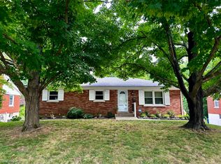 2012 Abelia Ln, Lexington, KY 40504