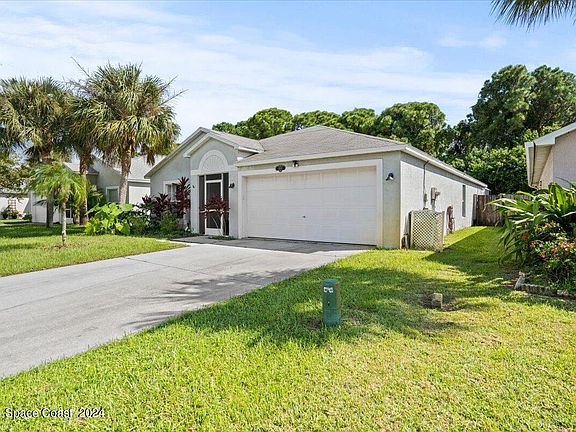 3rd image of 3997 Mount Carmel Ln