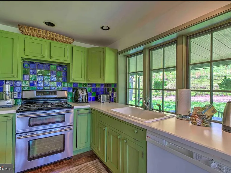 80 Red Cliff Rd #A — Photo 4