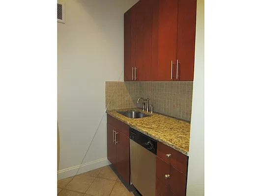 Rented by Mirador Real Estate | media 12