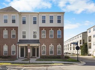 19441 Promenade Dr, Leesburg, VA 20176