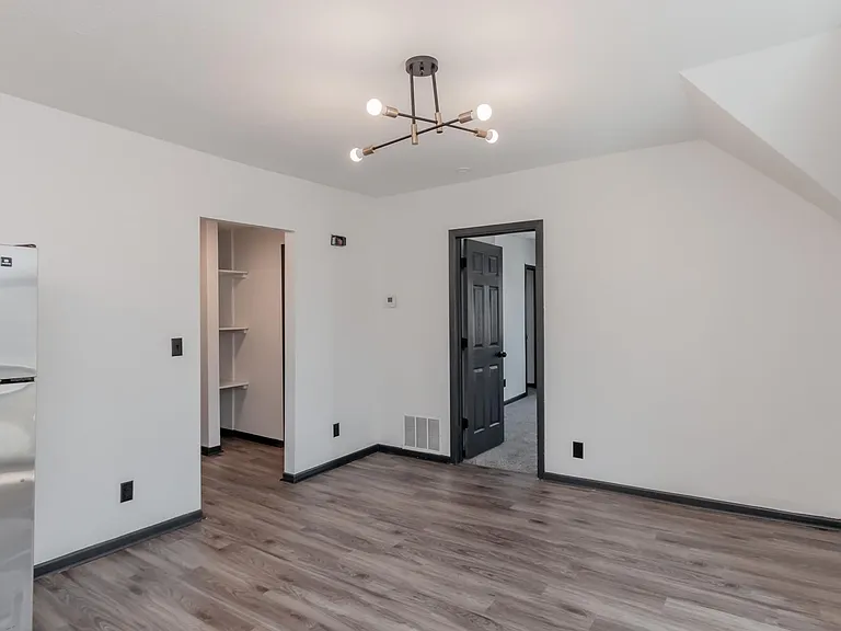 2901 R St #2 — Photo 8