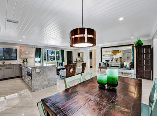 8001 S Lake Dr, Lake Clarke Shores, FL 33406