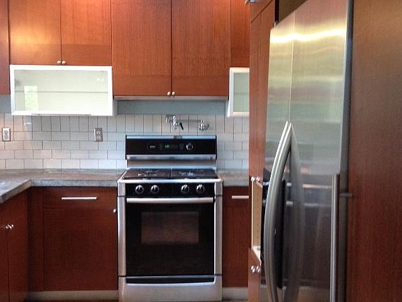 4th image of 6513 Earl Ave NW