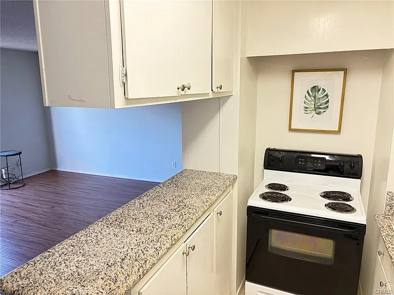 5585 E Pacific Coast Hwy #125 — Photo 17
