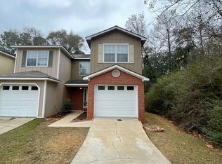 38 Woodfield Pl, Enterprise, AL 36330