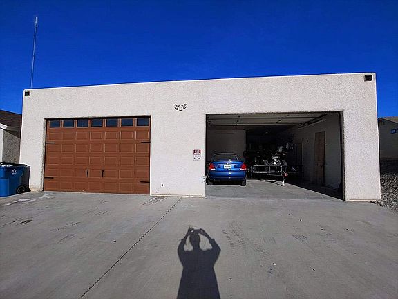 Boat deep 6 car garage 