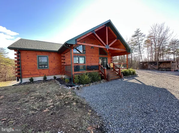 770 Staubwoods Dr, Romney, WV 26757