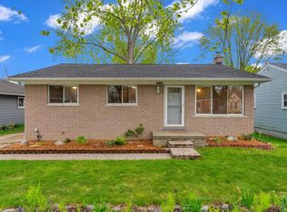 39344 Ormsby St, Clinton Township, MI