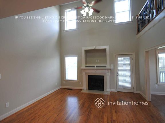 2nd image of 22 Oak Run Dr