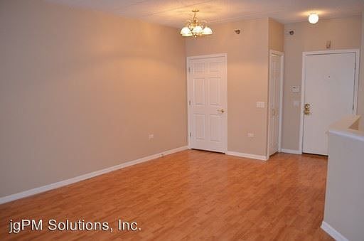 3rd image of 111 N Wheaton Ave Unit 106