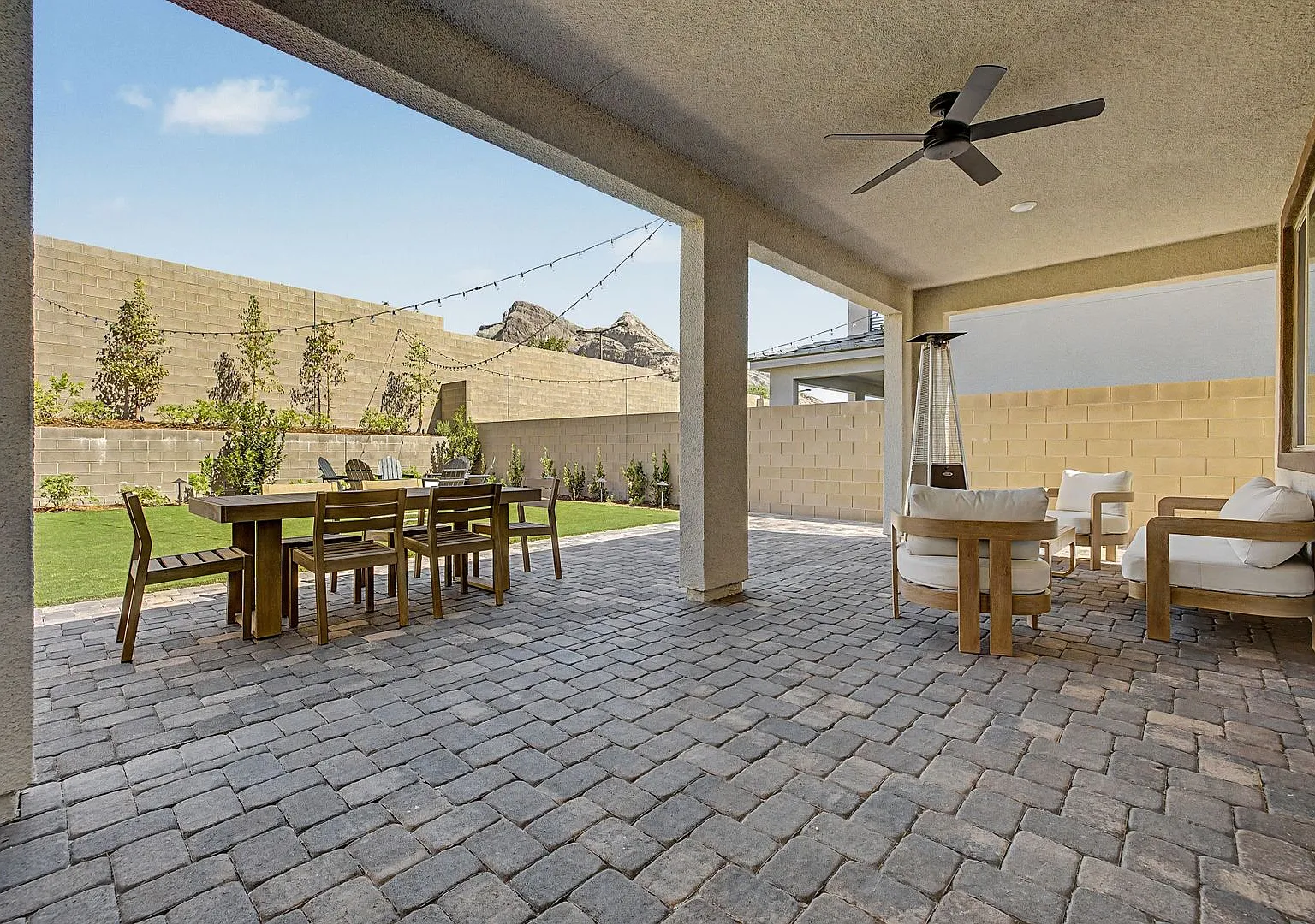 3-Bedroom home in the gated community of Nighthawk in Summerlin West! — Photo 3
