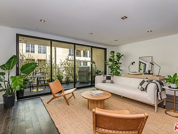 5th image of 432 N Oakhurst Dr APT 204