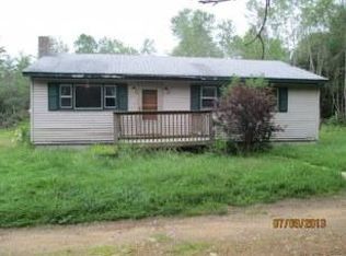 61 Ingalls Rd, Pittsfield, NH 03263