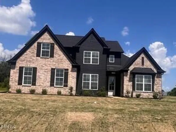 7524 Newbury Dr, Olive Branch, MS 38654