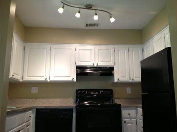 7580 La Fontaine Dr APT B