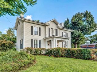 301 W Main St, Salem, VA 24153