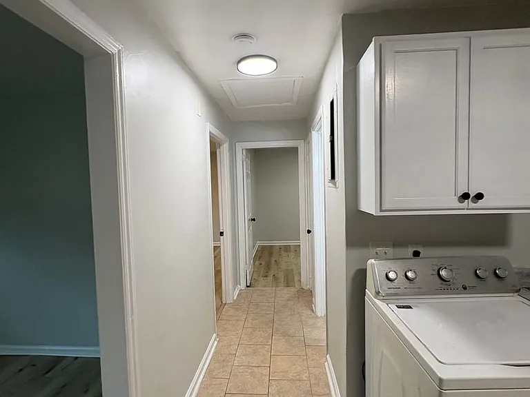 803 Oak St — Photo 4