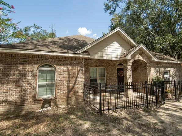 271 E Chance Rd, Lumberton, TX 77657