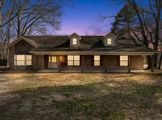 111 Lindsey Brook Ln, Longview, TX 75605